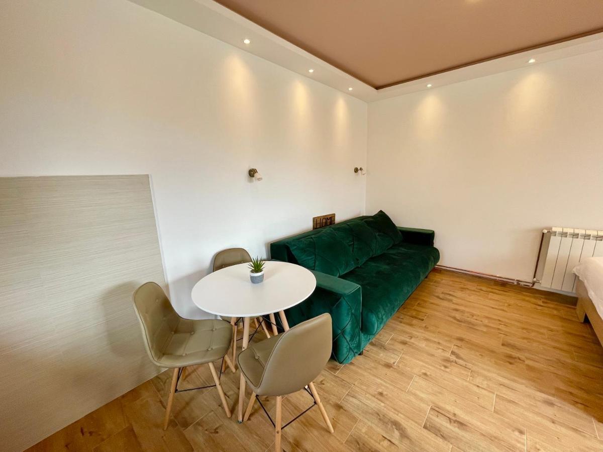 Apartments Four Countesses เวียร์ปาซาร์ ภายนอก รูปภาพ
