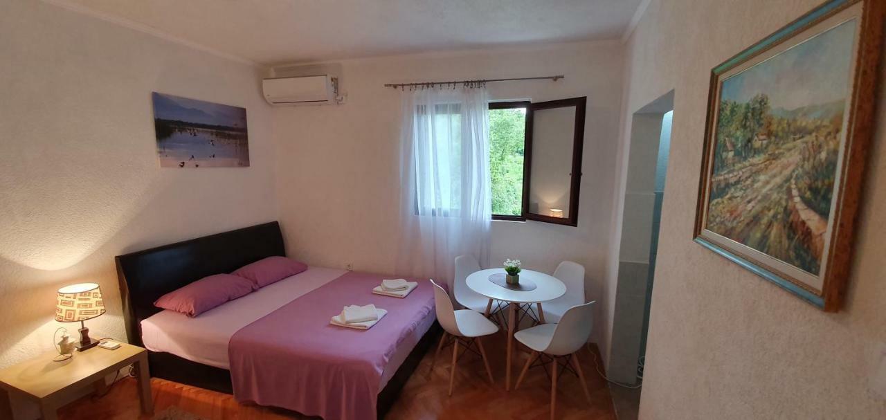 Apartments Four Countesses เวียร์ปาซาร์ ภายนอก รูปภาพ