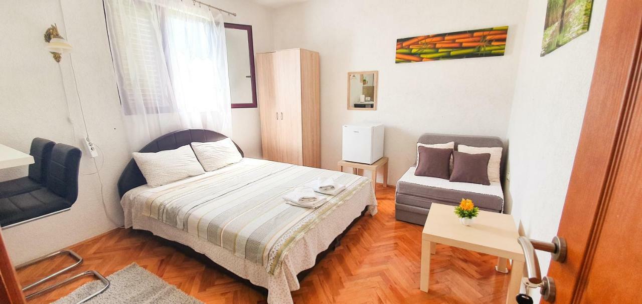 Apartments Four Countesses เวียร์ปาซาร์ ภายนอก รูปภาพ